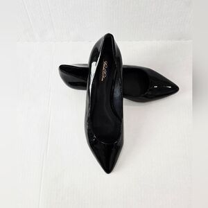 Brooks Brothers Elegant Black Women's Pumps